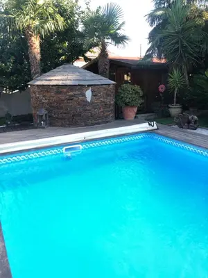 Piscine de l'établissement Chalet - Piscine - Wifi ou située à proximité
