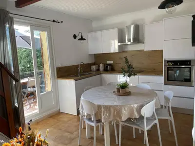 Cuisine ou kitchenette dans l'établissement U Pagliaghju