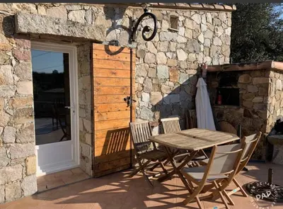 Terrasse ou espace extérieur de l'établissement Maisonnette