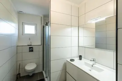 Salle de bains dans l'établissement Les Terres Rouges