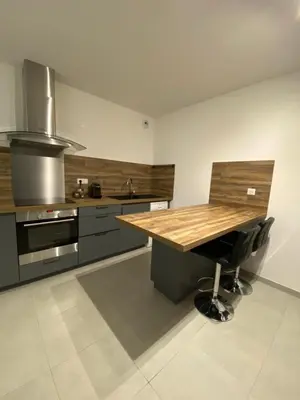 Cuisine ou kitchenette dans l'établissement Gîte à la ferme chez Félix et Marie-Ca