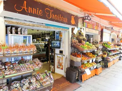Supermarché ou boutique de le village vacances ou à proximité