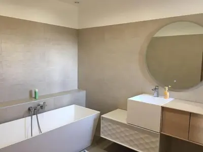 Salle de bains dans l'établissement Belle villa vue panoramique