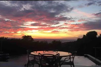Lever ou coucher de soleil vu de la villa ou à proximité