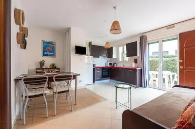 Cuisine ou kitchenette dans l'établissement A Muredda di Lozari