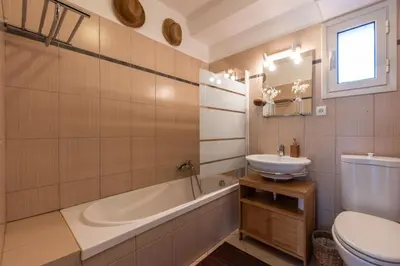 Salle de bains dans l'établissement A Muredda di Lozari