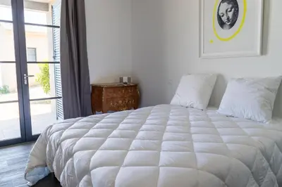 Un ou plusieurs lits dans un hébergement de l'établissement Casa lunga, 8 pax, clim, vue mer, piscine