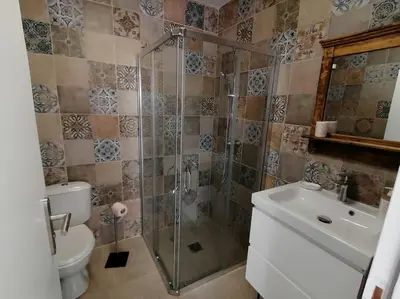 Salle de bains dans l'établissement Grand studio classé 3 etoiles