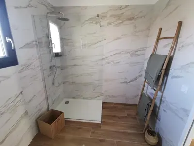 Salle de bains dans l'établissement Résidence Petra Paolina
