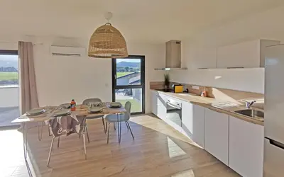 Cuisine ou kitchenette dans l'établissement Résidence Petra Paolina