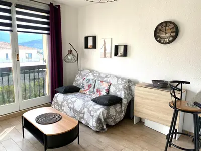 Coin salon dans l'établissement Farniente et douceur en plein Centre de Calvi