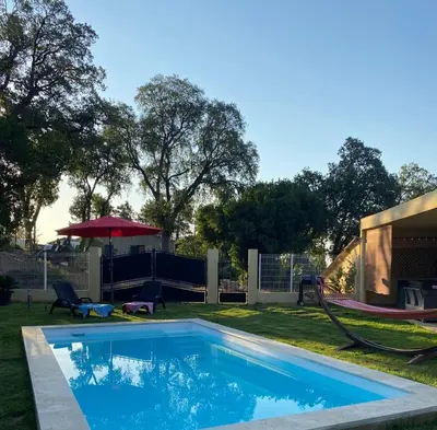 Piscine de l'établissement Agréable rez de jardin avec Piscine et Jacuzzi ou située à proximité