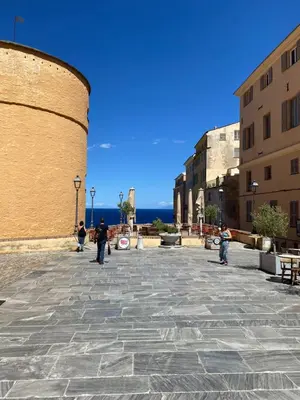 Vue générale sur la mer ou vue sur la mer prise depuis le chalet