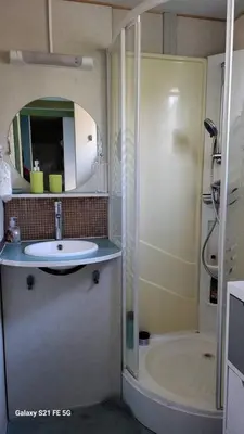 Salle de bains dans l'établissement Chalet climatisé avec patio en Haute Corse 5 couchages