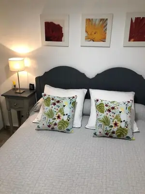 Un ou plusieurs lits dans un hébergement de l'établissement T2 Classé avec garage Centre ville et plage à 300 m ,Clim Wifi