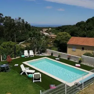 bas de villa de 90m² entre mer (2km) et montagne
