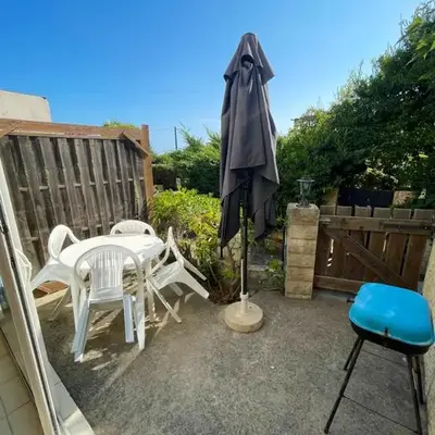 Studio cosy à Linguizzetta 32 m² avec terrasse privée