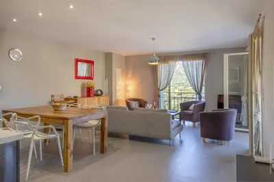 Coin salon dans l'établissement Appartement vue mer Fromontica