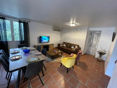 Télévision ou salle de divertissement dans l'établissement Villa A Volta