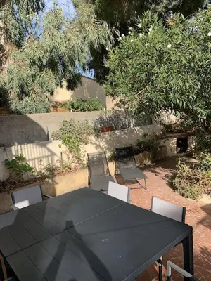 Jardin de l'établissement Les Mouettes