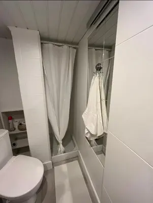 Salle de bains dans l'établissement Citadelle de Bastia