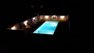 Piscine de l'établissement Les bougainvilliers ou située à proximité