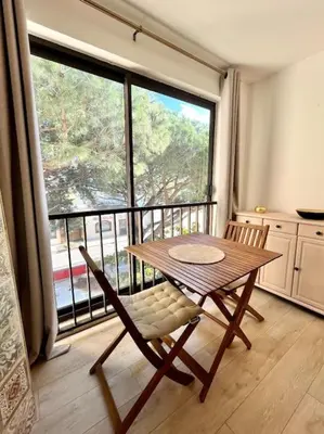 Balcon ou terrasse dans l'établissement Joli studio Calvi 50m plage