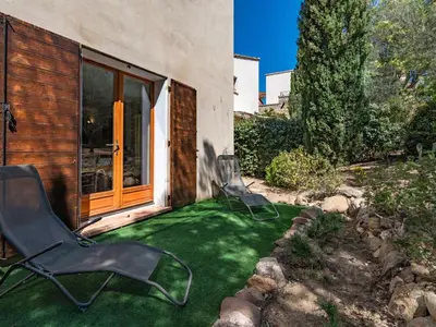 Jardin de l'établissement Holiday Home Chez Béatrice et Pascal by Interhome