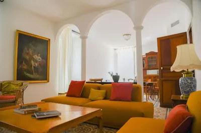 Coin salon dans l'établissement Casa Maestracci - Maison d'hôtes de caractère en Balagne, proche Calvi, entre mer et montagne
