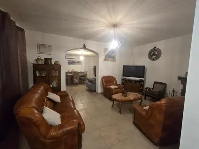 Télévision ou salle de divertissement dans l'établissement villa gambotti