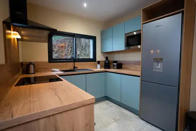 Cuisine ou kitchenette dans l'établissement A CASA DI LAURENA piscine chauffée proche St Florent