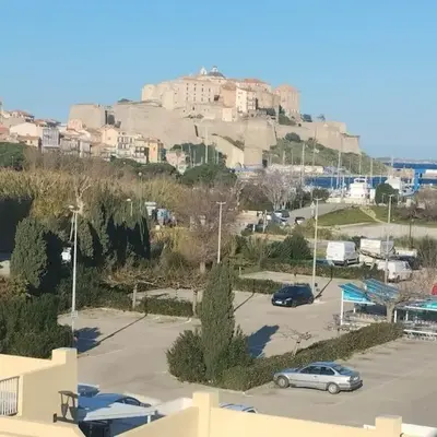 Calvi duplex climatisé vue mer 4 pers